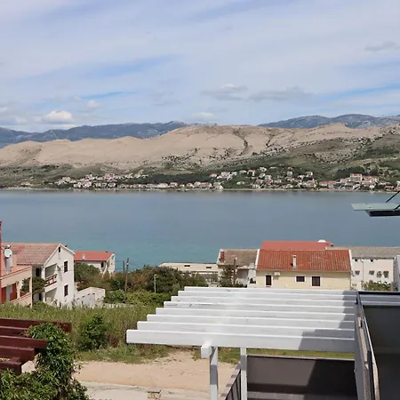 Apartman With Parking Space Pag - 18345 Pag Town