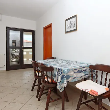 Διαμέρισμα With Parking Space Pag - 18345 Pag Town