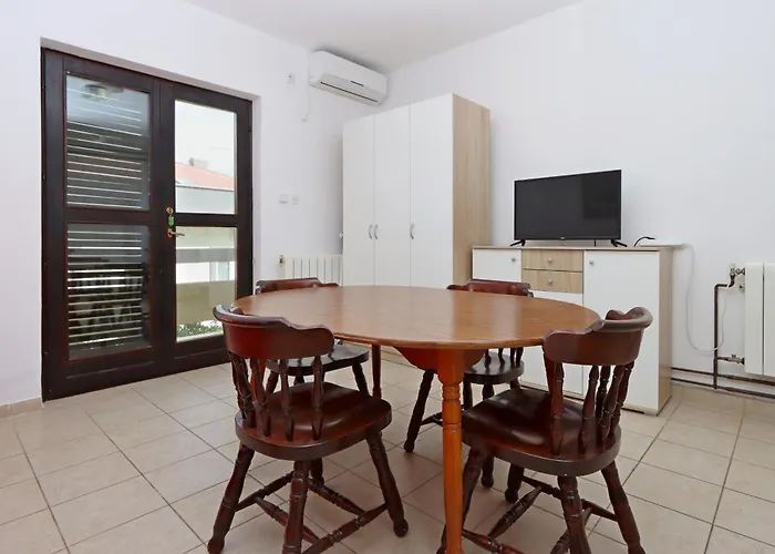 With Parking Space Pag - 18345 * Pag Town